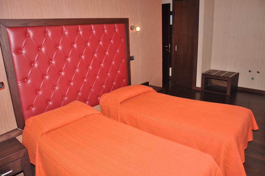 Hotel Fontana Del Re Ariano Irpino Exterior foto
